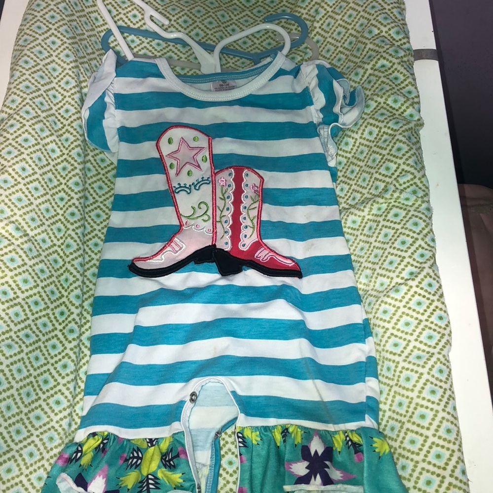 Baby jumpsuit